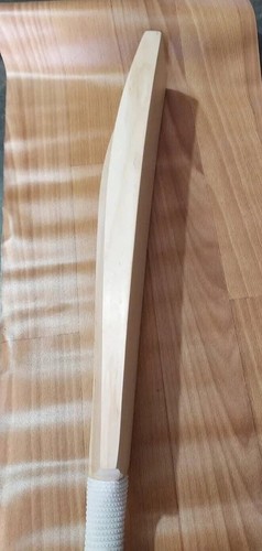 Plain English Willow Cricket Bat Fully Knocked ( SH ) - Picture 3 of 4