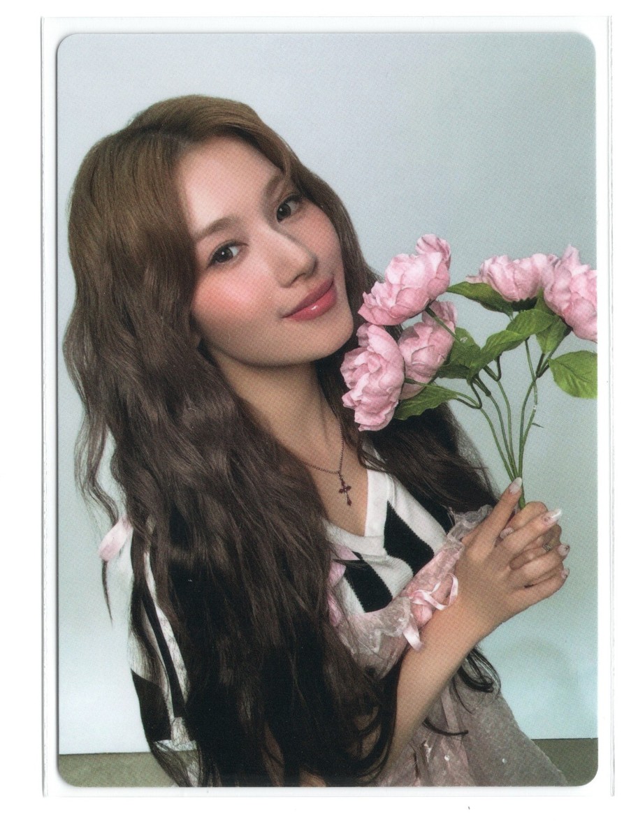 Twice Sana Photocard | Haute Couture Venue Limited (Dome Tour