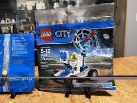 New LEGO City Polybag Set Lot 5000281 Chase McCain 30224 Lawn Mower 30315 Space