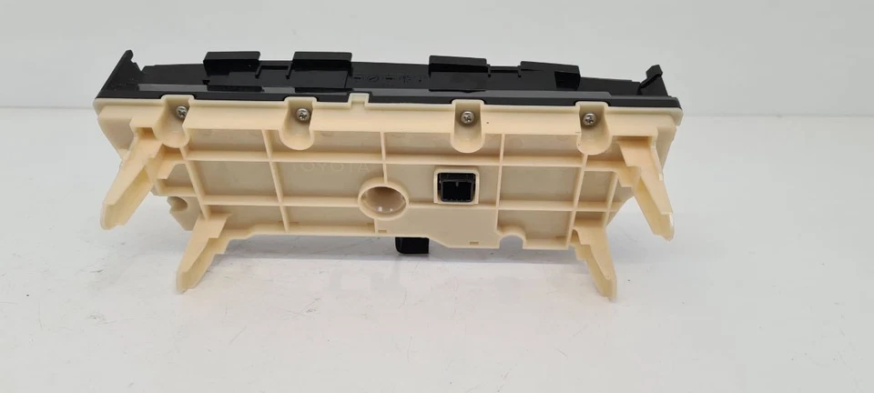 TOYOTA PRIUS MK3 2008-2023 INTERIOR DIGITAL HEATER CONTROL PANEL 5590047110 - Image 2 of 4