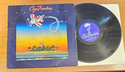 CRY FREEDOM ''Volcano'' fully signed AUTORGRAMM private press 70s Kraut Rock LP