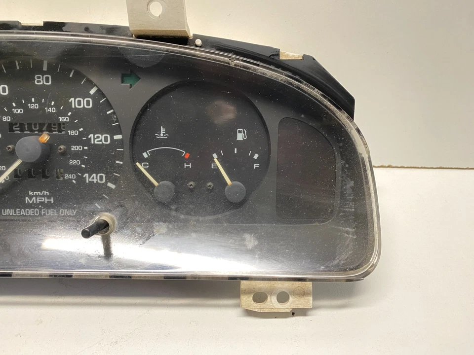 Cuadro velocímetro instrumento Mazda MX-6 1993-1994 6 cilindros OEM, 257-59642 Foto 2 de 4