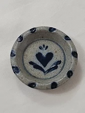 Rowe Pottery Miniature Salt Glaze 2&1/4" inch Blue Heart Pie Plate 1988 Vintage