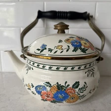 Vtg 1981 M. Kamenstein Enamel Floral Tea Kettle Brass & Wood Handle Granny Core