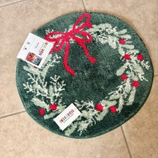 Martha Stewart Everyday Christmas Wreath Bath Rug Green Holiday