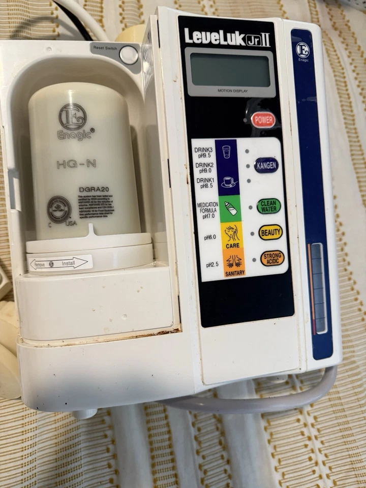 Sistema de filtración ionizante de agua Kangen Leveluk Jr II Foto 3 de 4