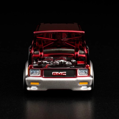 Hot Wheels Collectors RLC 1992 GMC Typhoon - Picture 6 of 12
