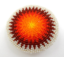 VINTAGE NATIVE AMERICAN SEED BEADED SUNBURST BELT BUCKLE, MADE IN ARIZONA