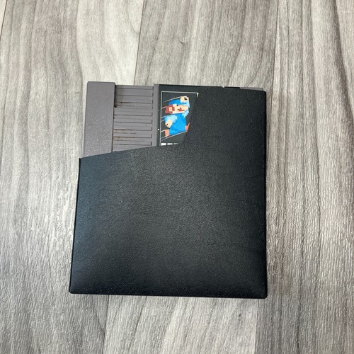 The Original Mario Bros Arcade Classics Series (Nintendo NES, 1986) 5 Screw - Picture 3 of 3