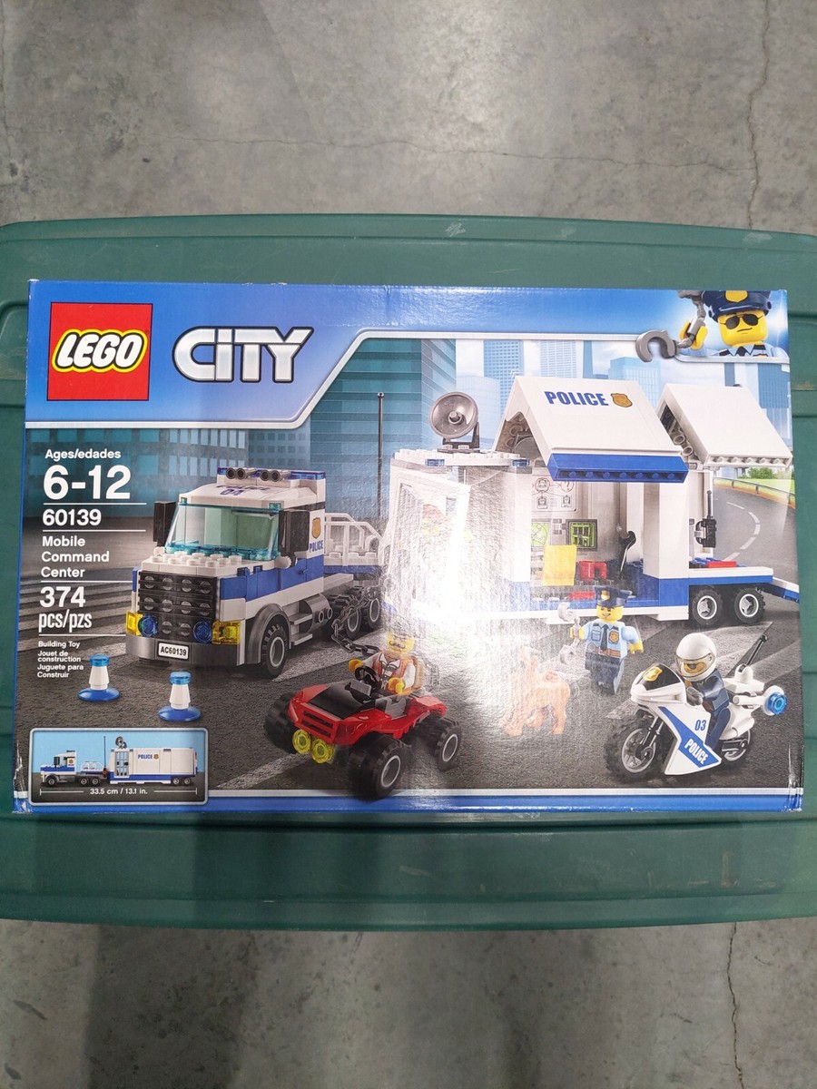 16.berryさん LEGO CITY: Mobile Command Center (60139) for sale online | eBay