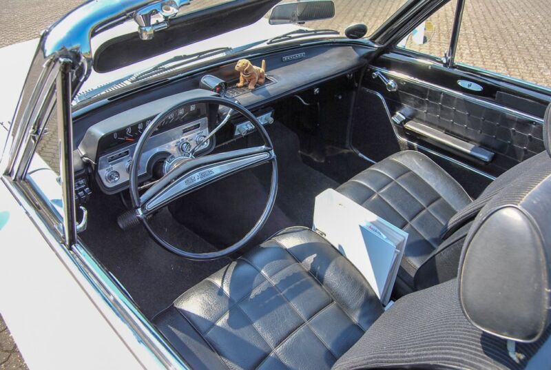 Buick Skylark V8 Cabriolet - 4