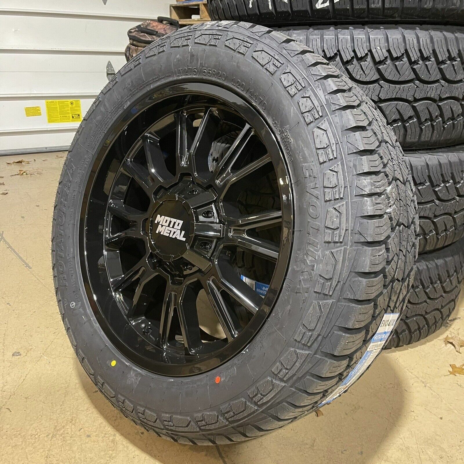 Picture 3 of 4