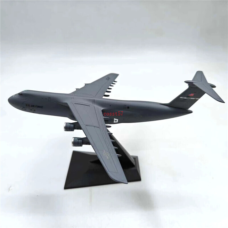 C-5 Galaxy Strategic Transport Plane 1:400 Scale Figure Alloy