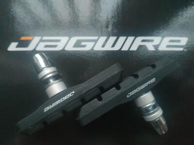 Original Jagwire Linear Bremsklötze Offset Beläge Fahrrad / Fahrrad V Bremsen 70mm lang