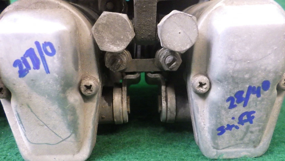 Juego de carburadores vintage Mikuni Kogyo 40 x 28 mm #2 1971 72 1973 Kawasaki Z1 Foto 3 de 4