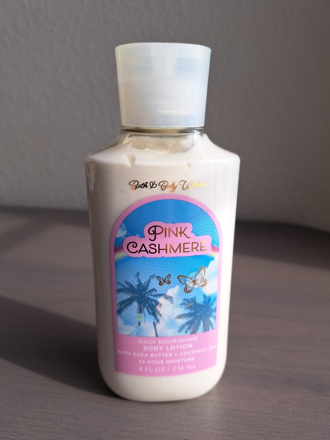 NEW BATH & BODY WORKS PINK CASHMERE LOTION 8 OZ 24HR MOISTURE SHIPS FREE