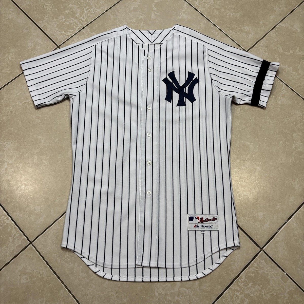 Majestic New York Yankees Pinstripe Jersey Mens 44 Baseball Mickey