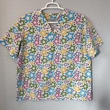 Natural Uniforms Scrub Top Womens L. White, Stars Pattern Multi-Pocketed.   J