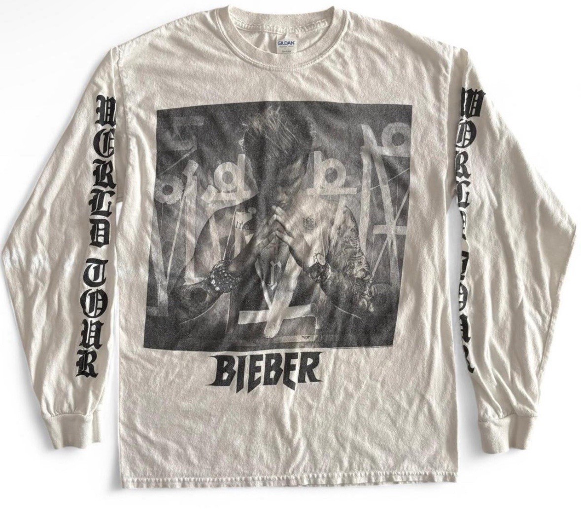 Justin Bieber World Tour Unisex Size Medium Long Sleeve Shirt