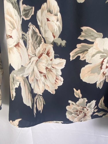 Blusa para mujer Moa Moa hombro frío azul marino floral talla L manga larga juntada calzoncillos - Imagen 9 de 10