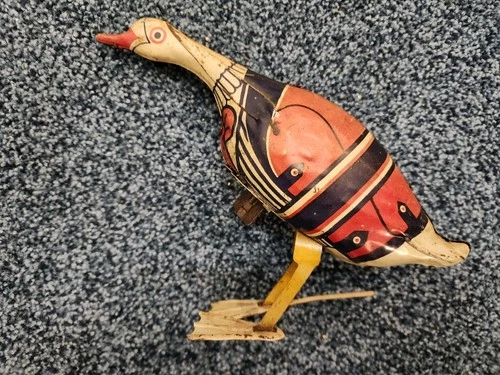 Antique Working Marx Tin Wind-Up Walking Goose Toy