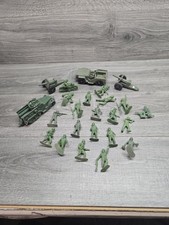 Vintage Green Plastic Army Men Lot With Canon And Jeep