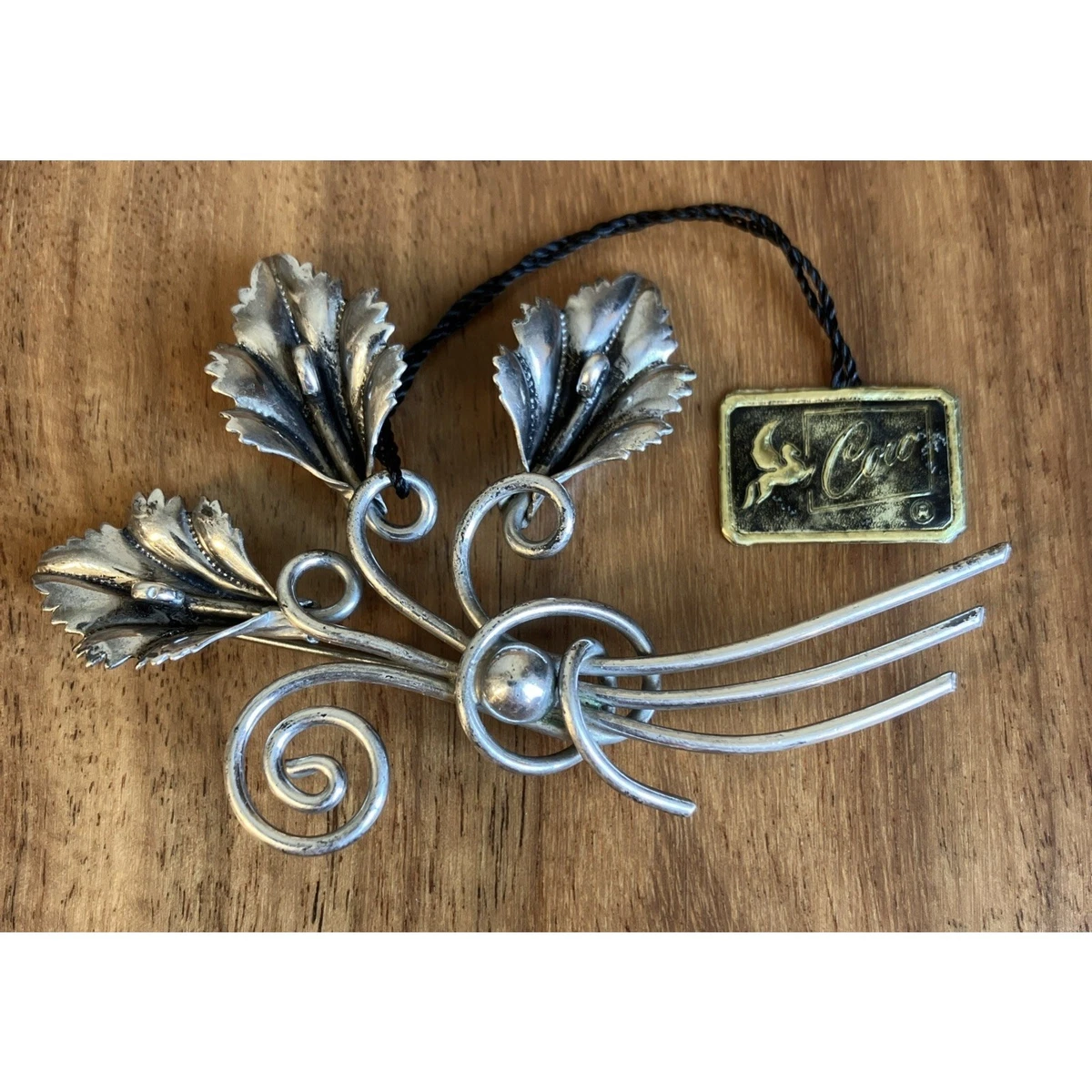 Pegasus Jewelry In Vintage Designer Costume Pins & Brooches for