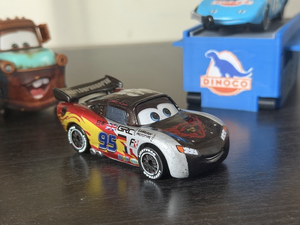 DISNEY PIXAR CARS Lot Of 6 CUSTOM Diecast Vehicles RARE! Crew Chief ...