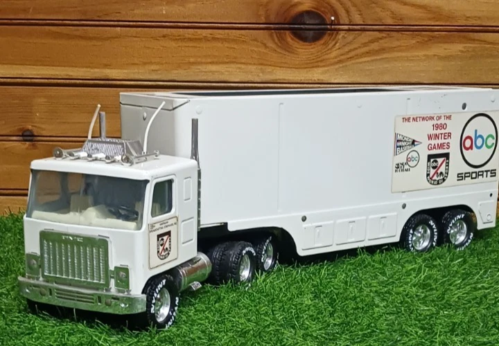 Nylint Diecast Tractor Trailers/Semi Vehicles for sale | eBay