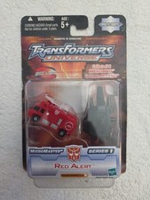 TRANSFORMERS Universe Red Alert Micromasters