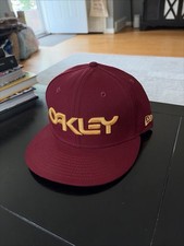 Oakley New Era 59FIFTY Men's Fitted Baseball Cap Hat Size 7 1/2 Cardinal