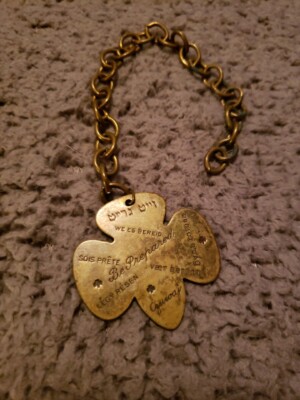 VINTAGE GIRL SCOUT CHARM PENDANT BE PREPARED IN DIFFERENT LANGUAGES
