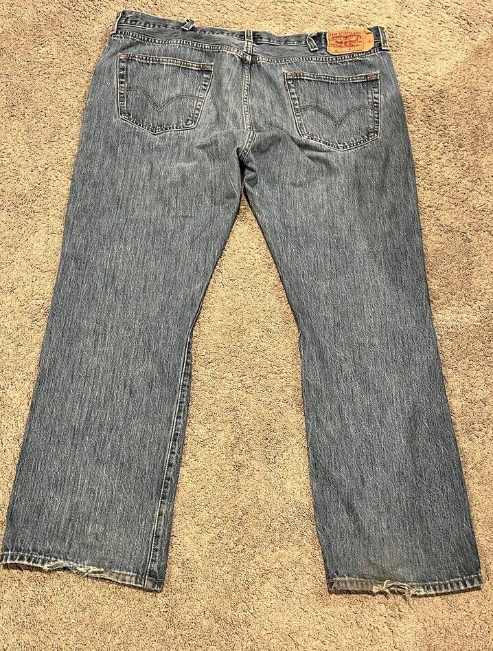 Levis 501 Button Fly Jeans Distressed L5155 S37303 STRAIGHT Levis 501 Button Fly Jeans Distressed L5155 S37303 STRAIGHT