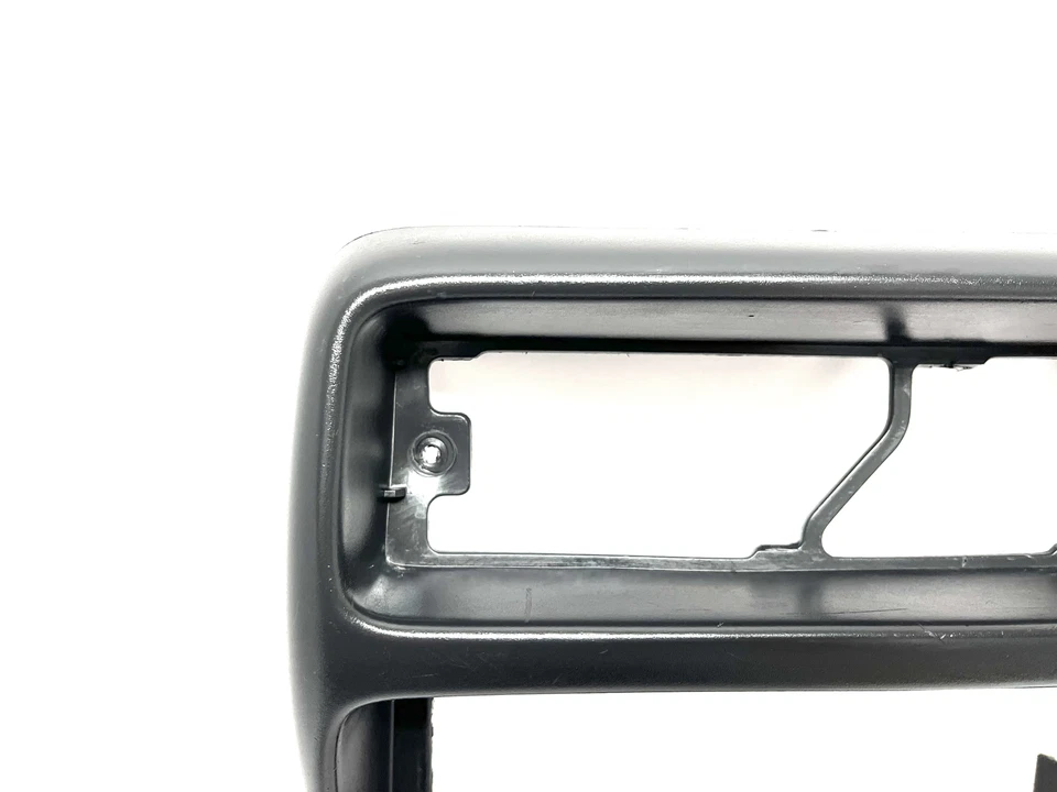 Geo Tracker 1992-1995 Suzuki Sidekick tablero radio bisel tablero cubierta de moldura OEM Foto 4 de 4