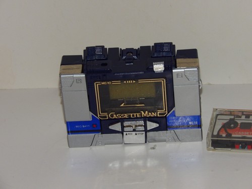 TRANSFORMERS DIACLONE SHIANTAI SOUNDWAVE WITH CASSETTE TAPE ACCESSORIES ORIGINAL - Picture 3 of 6