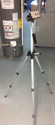 Vintage PRO TRIPOD Model # 1350c Made In Japan Maximum Height 55