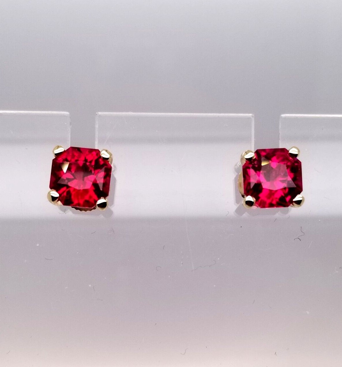 LAB-RUBY STUD EARRINGS SOLID 14K YELLOW GOLD Scre… - image 2