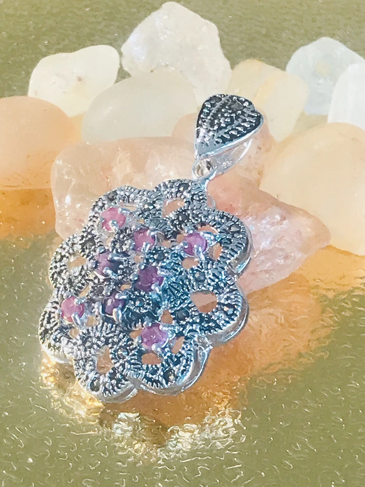 NUEVO COLGANTE RUBÍ-MARCASITA REAL CON PLATA DE LEY CHAPADO EN RODIO Foto 2 de 4