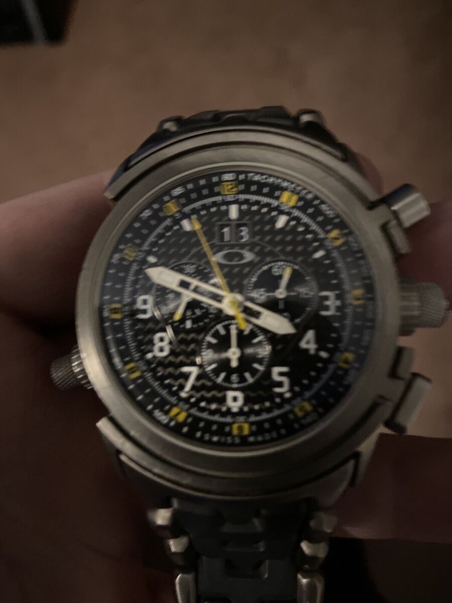 RARE Oakley 12 Gauge Model 10-071 Black & Yellow Dial RARE Oakley 12 Gauge Model 10-071 Black & Yellow Dial