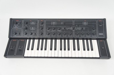 YAMAHA CS-10 アナログシンセサイザー 本体 ハードケース付き s-l400.jpg