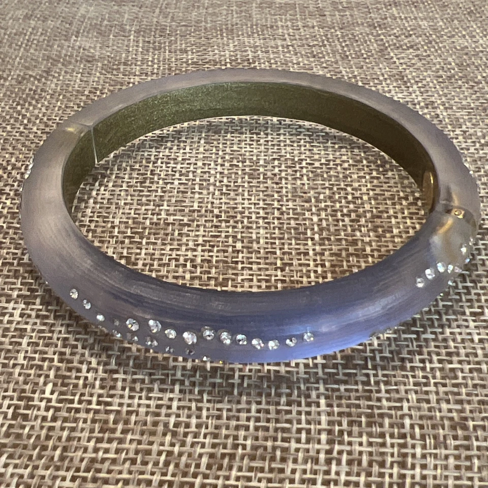 Brazalete Brazalete Magnético Alexis Bittar Púrpura Cristal Lavanda Lucita Foto 4 de 4