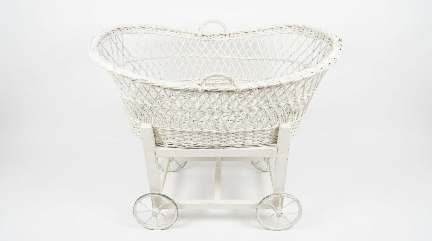 Vintage Wicker Baby Bassinet w/ Wooden Rolling Stand (30x36x23) - Boho Prop