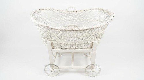 Vintage Wicker Baby Bassinet w/ Wooden Rolling Stand (30x36x23) - Boho Prop