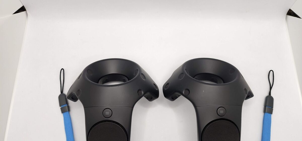 2x HTC Vive Controller Wand Pair + Two Straps VR Virtual 2x HTC Vive Controller Wand Pair + Two Straps VR Virtual