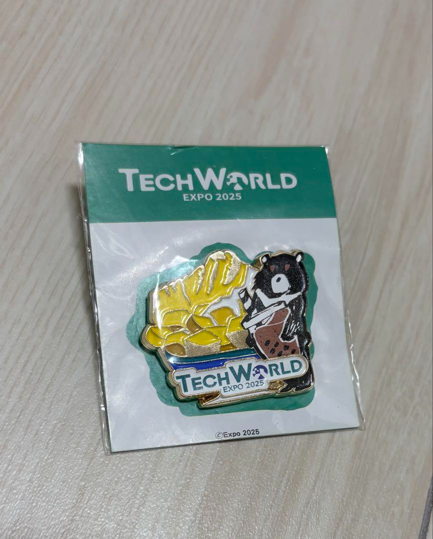 TECH WORLD EXPO 2025 ピンバッジ3個&ネームタグ TECH WORLD (テックワールド) ピンバッジ【数量限定非売品