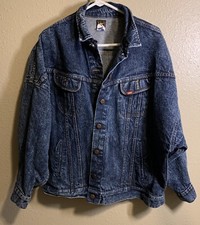 Vintage Lee Riders denim jean trucker jacket Women  s Med Size 9 Oversized 80/90s