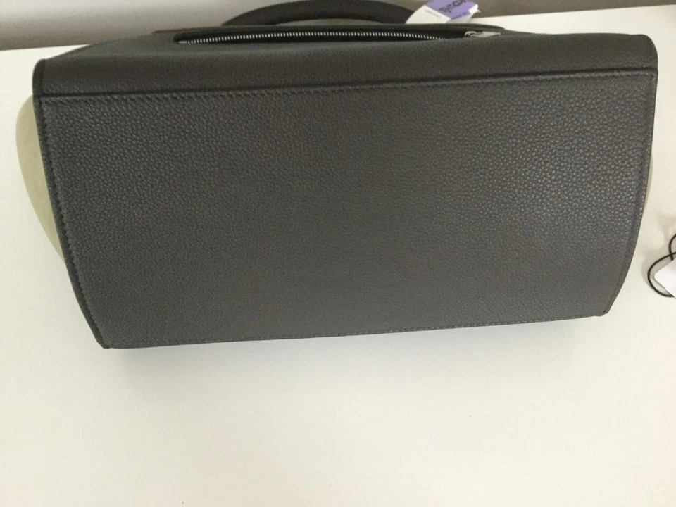 NWT CELINE TRAPEZE LIGHT CAMEL GRAINED CALFSKIN MULT COLOR 174683AIH.02BA $2,950 - Image 4 of 4