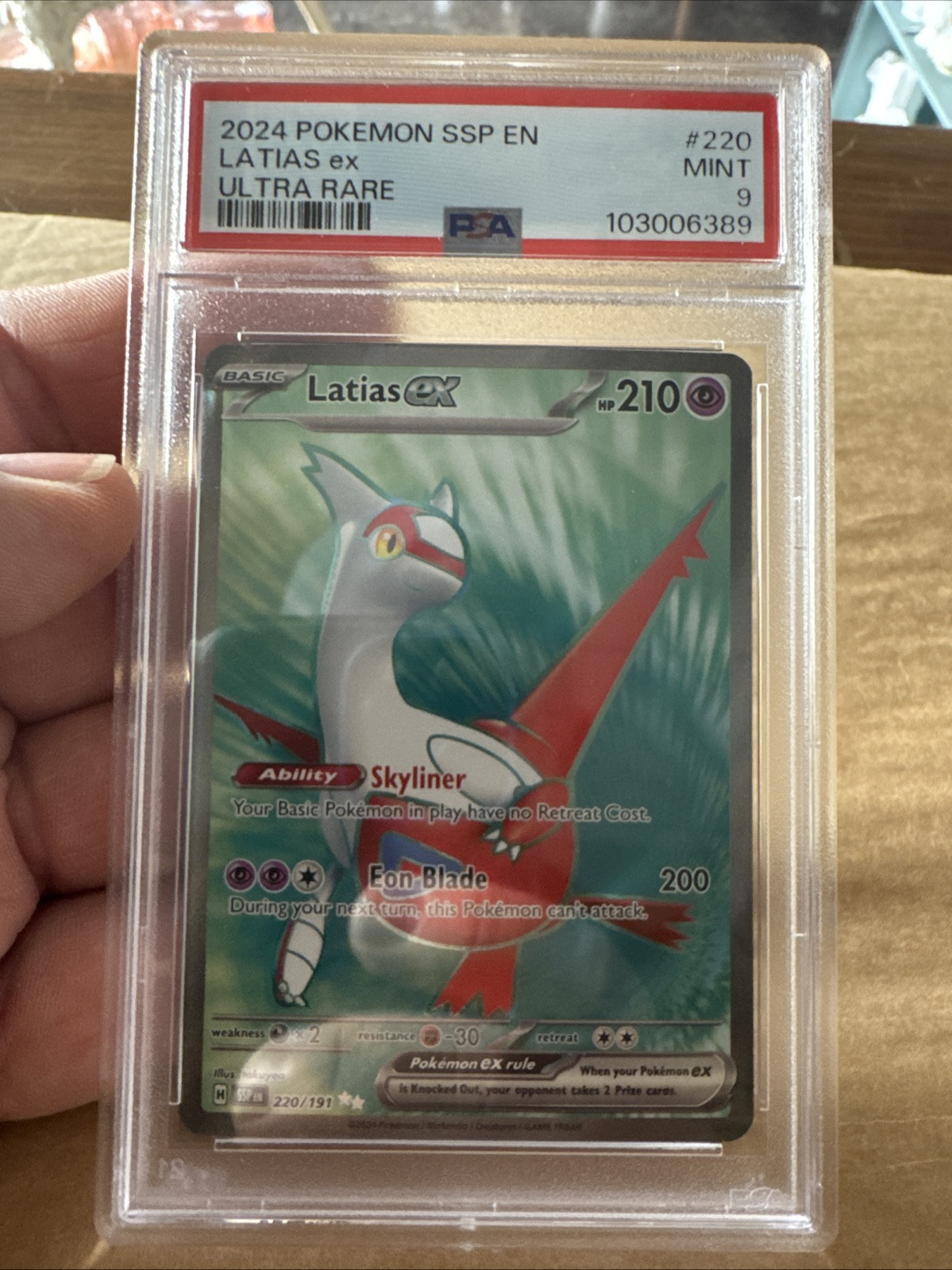 Latias ex 220/191 Sv08: Surging Sparks Holo PSA 9