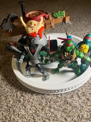 TMNT Pizza Thrower w 3 figures Teenage Mutant Ninja Turtles 2015 tested works!