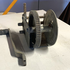 Dutton-lainson Dl2000 2000 Lb Industrial Hand Winch W Crank Handle Dutton-lainson Dl2000 2000 Lb Industrial Hand Winch W Crank Handle